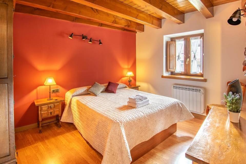 Aizkolarienea Apartment Ochagavia Bagian luar foto